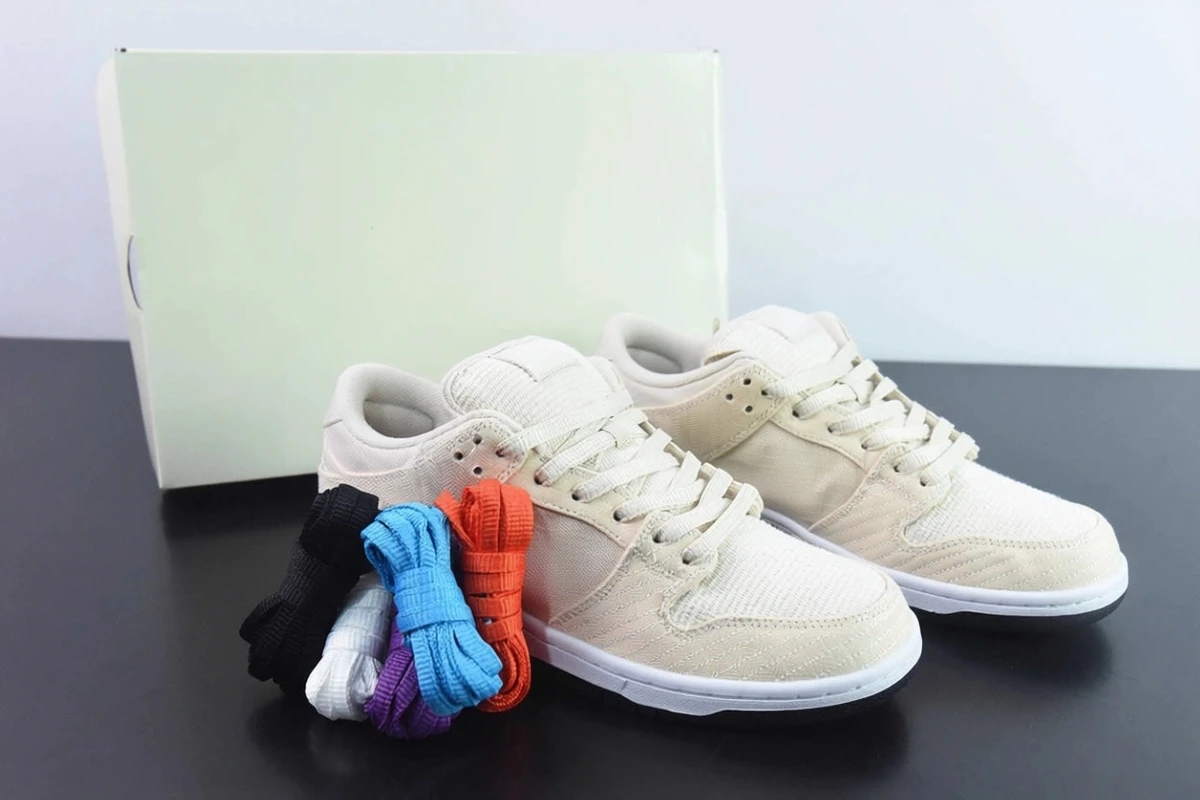 NK DK SB Low "Albino & Preto" - Imagen 1