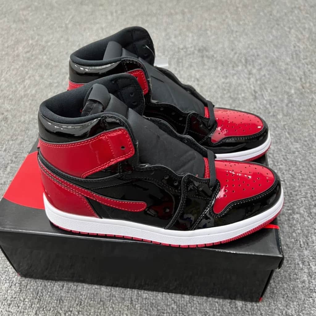 NK AJ 1 High "Bred Patent"